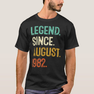 40 Years Old  Legend Since August 1982 40th Birthd T Shirt