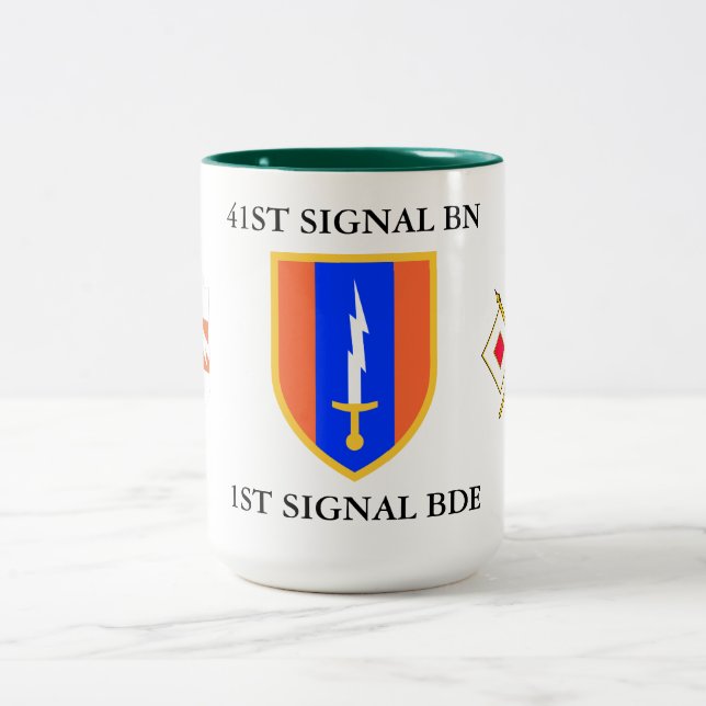 41ST SIGNAL BATTALION 1ST SIGNAL BRIGADE Två-Tonad MUGG (Center)