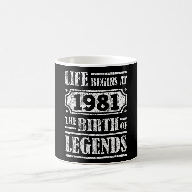 44 år gammal 1981 Legend 44:e födelsedagen Kaffemugg (Center)