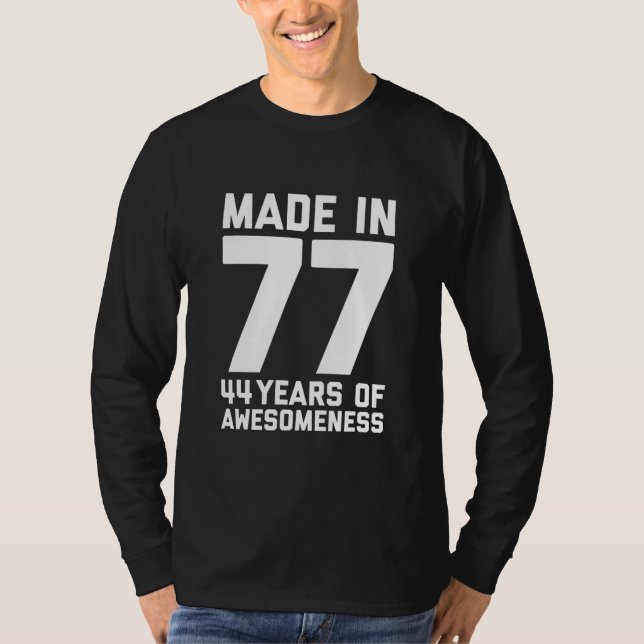 44:e födelsedagspresent till honom Manar 44 år gam T Shirt (Framsida)