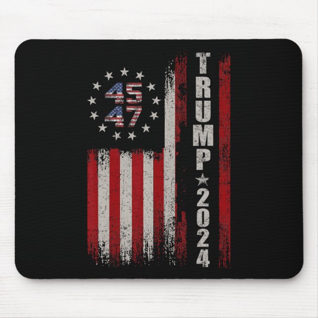 45 47 Trump 2024 American Flagga Musmatta (Framsidan)