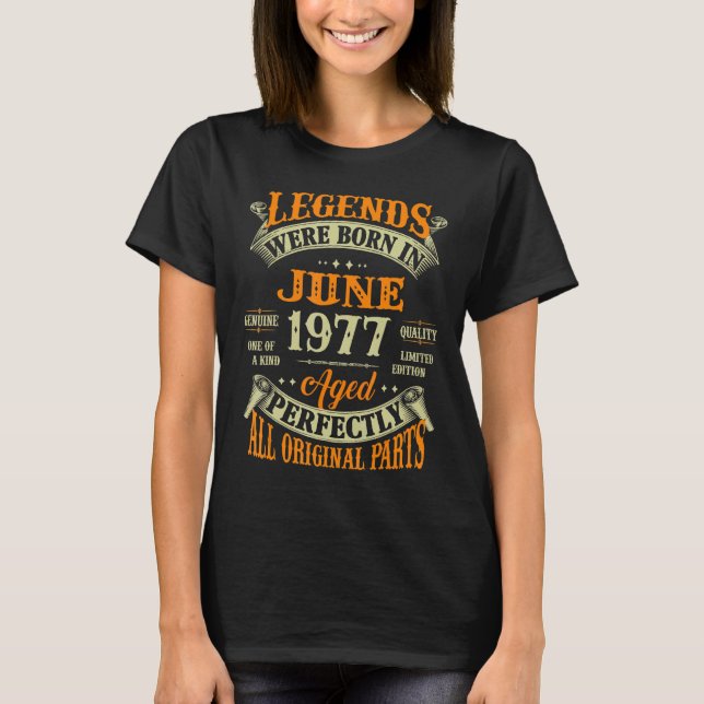 45:e födelsedagsleden, född i juni 1977 45 år t shirt (Framsida)