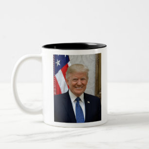 45 president Donald Trump Två-Tonad Mugg