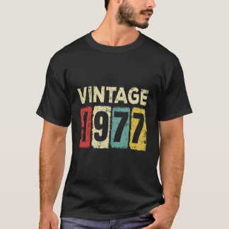 46 Åldersdagars Vintage 1977 46:e födelsedagen T Shirt