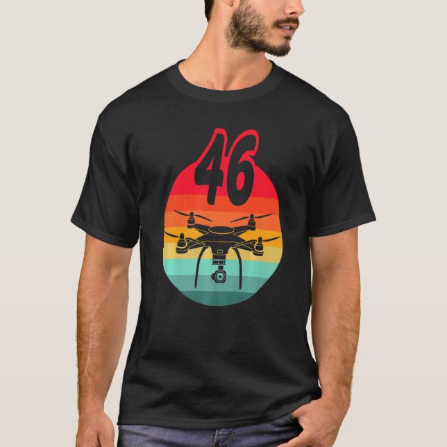 46:e födelsedagen: I Retro Remote Control Drones w T Shirt (Framsida)
