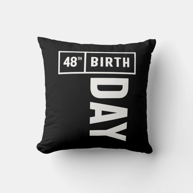 48 år gammal - 48:e födelsedag Funny Gift Kudde (Framsida)