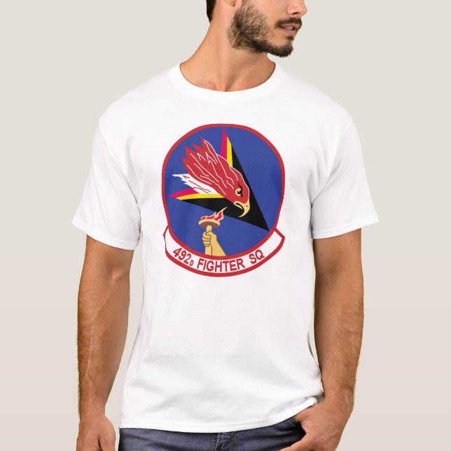 492. SQ kämpe Tee (Framsida)