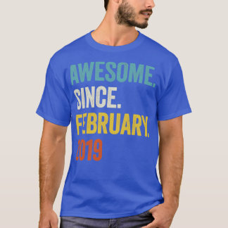 4 år Fantastisk sedan februari 2019 4e födelsedage T Shirt
