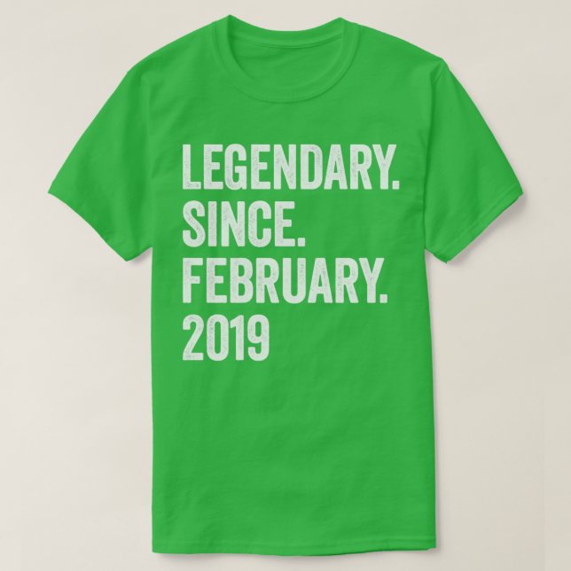 4 år sedan februari 2019 4e födelsedagen t shirt (Design framsida)