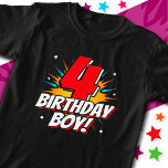 4-årig superhjälte Birthday Boy 4e födelsedagen T Shirt<br><div class="desc">Den här coola 4e födelsedagen-pojkdesignen är perfekt för en superhjälte-födelsedagsfest. Underbar för en 4-årig pojke som kärlek tecknad bok superhjältar eller skurkar med supermakter! Grattis på födelsedagen citerar 4e födelsedagen "4 Birthday Boy!" i ett tecknad bok superhjältema att 4-åringen i toppen kommer att KÄRLEK!</div>