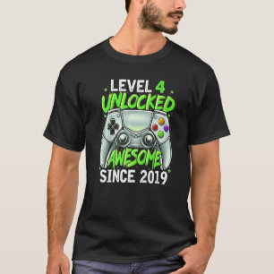 4 års nivå 4 olåst Fantastisk sedan 2019 4th Bi T Shirt