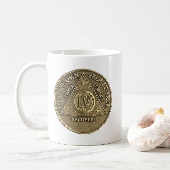 4 års Sober Medallion Coin Lycklig-årsdag Kaffemugg (Med munk)