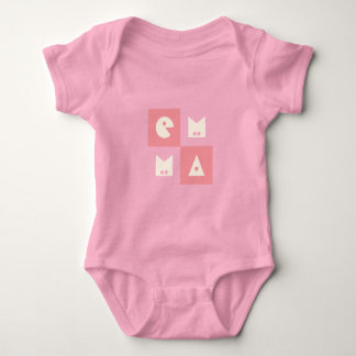 4 bokstäver namn het rosa kläder  t shirt