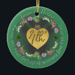 4:e Bröllop-årsdagen Frukt Blommigt Photo Julgransprydnad Keramik<br><div class="desc">Kommer det att bli deras fjärde jul tillsammans,  och du tittar för den unika designade årsdagen med ett original,  en blommigt och en vindruvshjärtandedräkt för deras 4:e bröllop-årsdag,  då kanske du har hittat det med min egen grafik på Zazzles anpassningsbar prydnadssaker!</div>