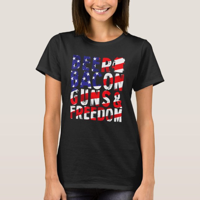 4:e juli: Bakgrundsvapen och frihet T Shirt (Framsida)