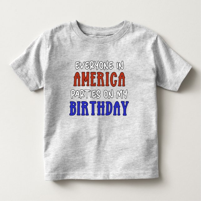 4:e juli Birthday Funny T Shirt (Framsida)