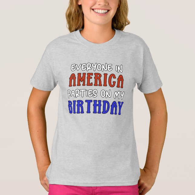 4:e juli Birthday Funny T Shirt (Framsida)