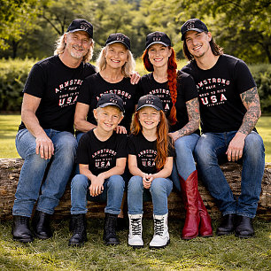 4:e Juli Familjefoton Född att rida Röd Anpassad T Shirt