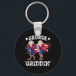 4:e juli George Washington Griddy George Griddi Nyckelring<br><div class="desc">4 juli George Washington Griddy George Griddin 1</div>