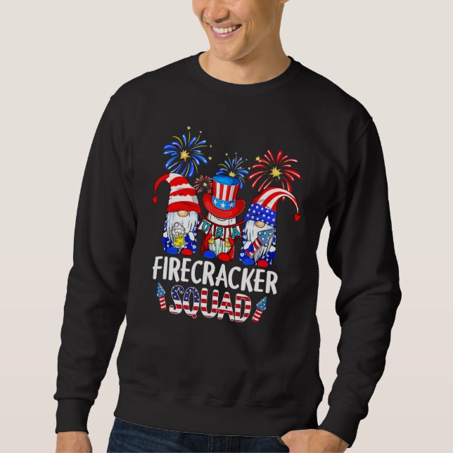 4:e juli Gnomes Lighting Fireworks Firecracker Lång Ärmad Tröja (Framsida)