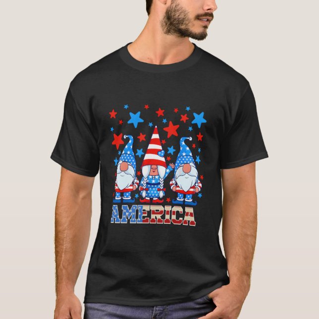 4:e juli Gnomes Patriotic American Flagga Gnome M T Shirt (Framsida)