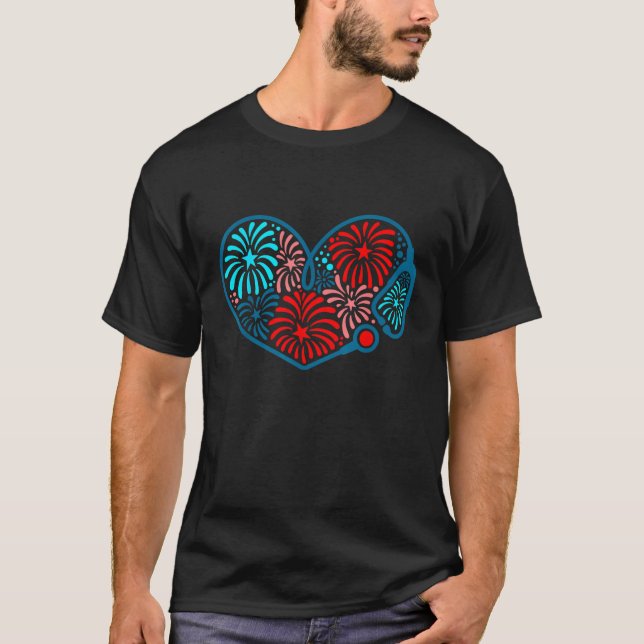 4:e juli: Nurse Stethoscope Heart Fireworks Nurs T Shirt (Framsida)