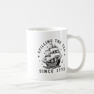 4:e juli: Spilling the Tea sedan 1773 Kaffemugg