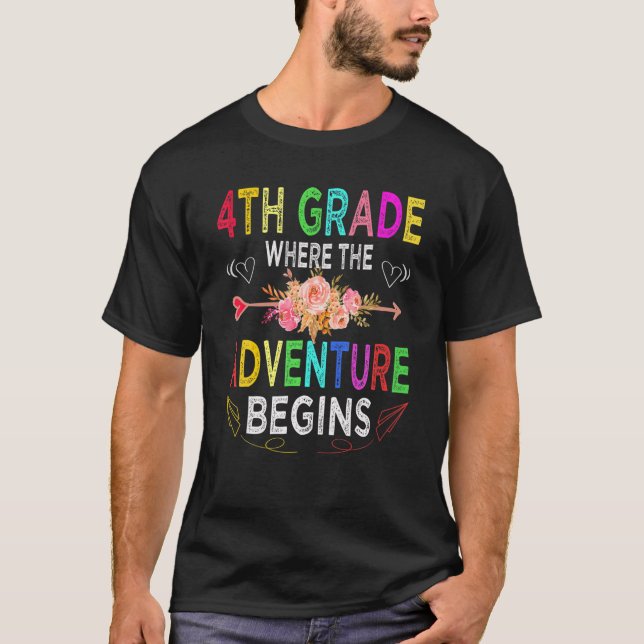 4:e Klass där Äventyr börjar med lärare Ki T Shirt (Framsida)