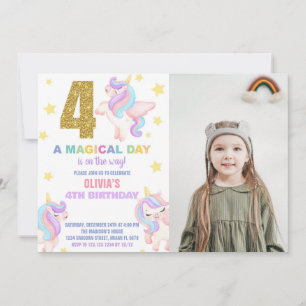 4:e Rainbow Unicorn Birthday-inbjudan med foto Inbjudningar