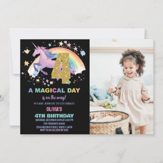 4:e Unicorn Birthday-inbjudan med foto Inbjudningar