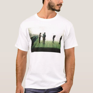 4 "Höstmorgon" av Ron McGill Tee