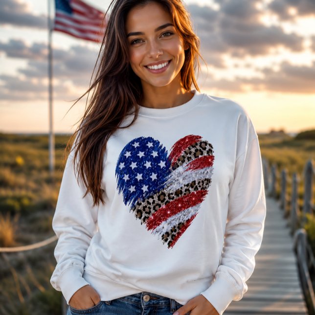 4 juli Glitter Hjärt Leopard USA Flagga T Shirt (Skapare uppladdad)