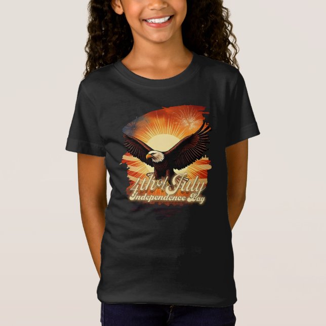 4 juli – Majestätisk Örn & Eldshow Tribute🦅 T Shirt (Framsida)