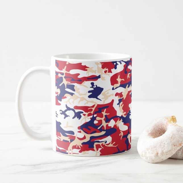 4 juli, självständighetsdagen, kamouflagebeige kaffemugg (Med munk)