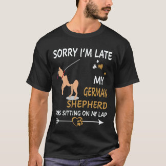 4 ledsen jag är sen min schäfer satt på t shirt