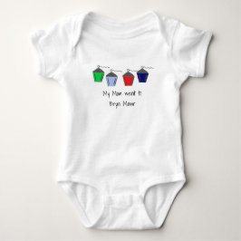 4 lyktor Mamma Bryn Mawr vit baby-kroppsdräkt T Shirt