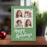 4 Photo Collage God jul Whimsical Polkadot Julkort<br><div class="desc">Använda fyra kvadratfoto med subjekt i mitten. Gör ett unikt och trendig Lycklig hälsning med en roligt mönster på baksidan. Om du vill flytta något runt klickar du på knappen Anpassa för att göra ändringar.</div>