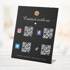 4 Social Media Qr Code Guld Logotyp TikTok Faceboo