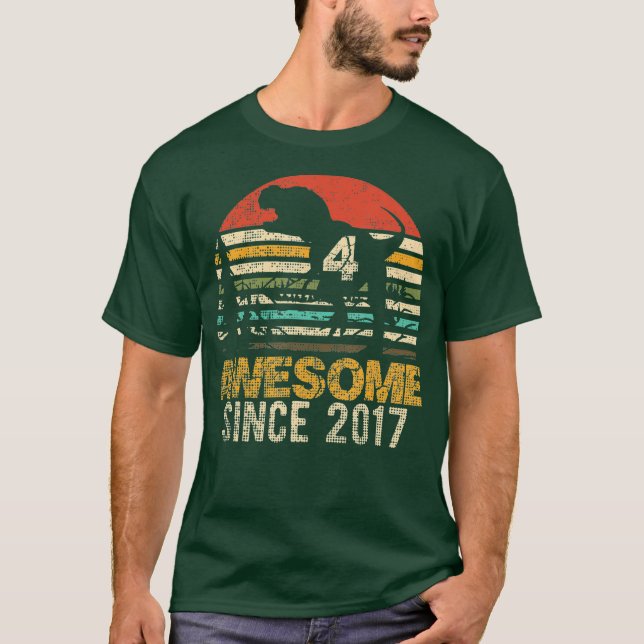4e födelsedagen Dinosaur 4-åriga pojkbarn sedan de T Shirt (Framsida)