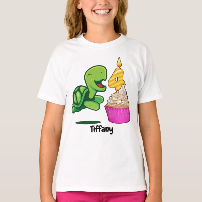 4e födelsedagensköldpadda t shirt (Framsida)