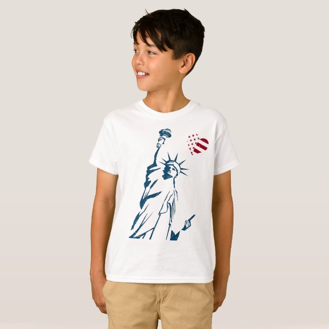 4th av flagga för US för hjärta för Juli T Shirt (Hel framsida)