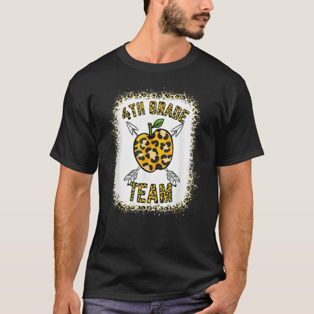 4th Fourth Grade Team Leopard Teacher Student Back T Shirt (Framsida)