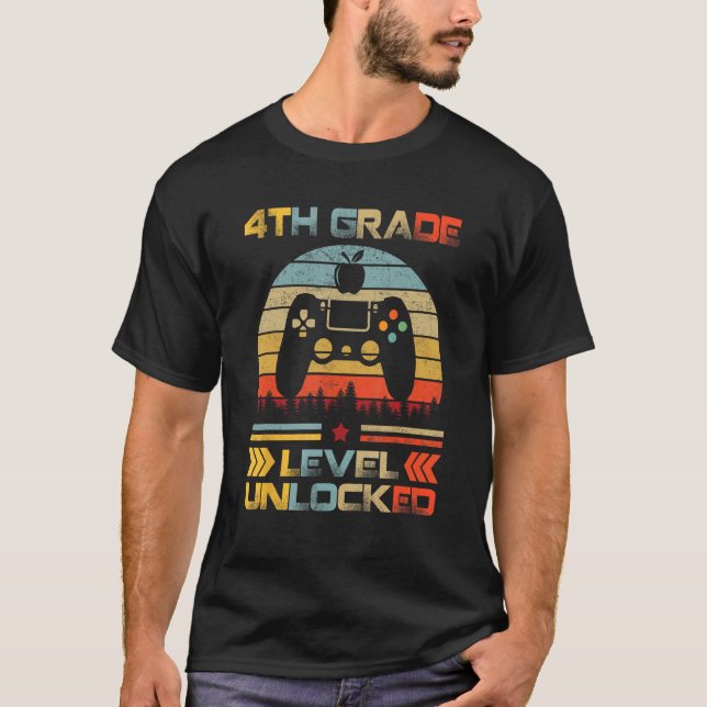 4th Grade Level Unlocked Gamer First Day Of School T Shirt (Framsida)