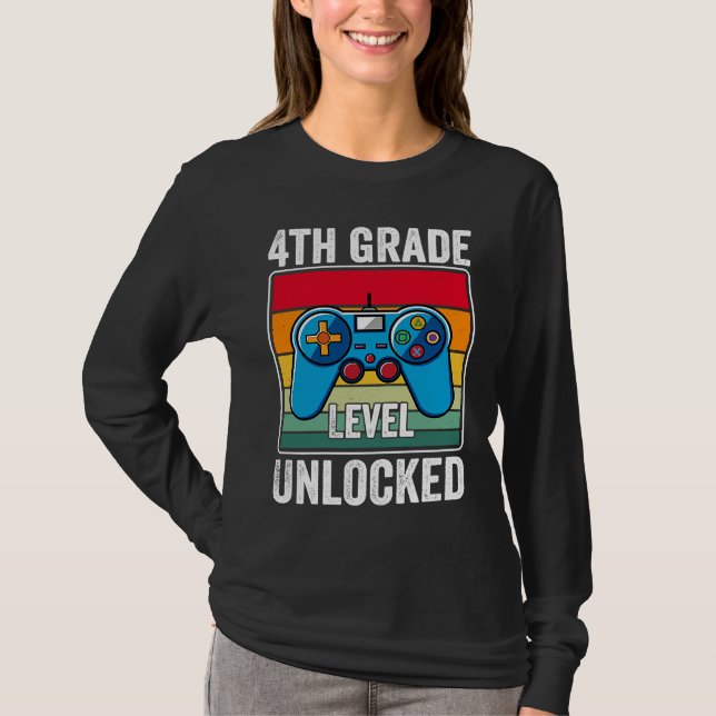 4th Grade Level Unlocked Video Game Back to School T Shirt (Framsida)