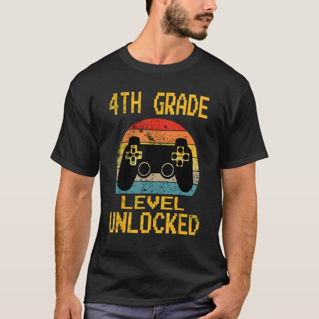 4th Grade Level Unlocked Video Gamer Back To Schoo T Shirt (Framsida)