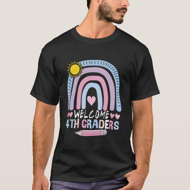 4Th Grade Teacher For Back To School With Rainbow  T Shirt (Framsida)