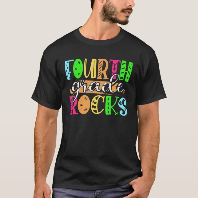 4th Grade teacher team Fourth grade rocks T Shirt (Framsida)