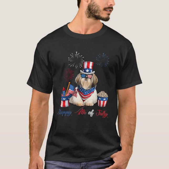 4th of July Cute American Flag  Shih Tzu Dog Firew T Shirt (Framsida)