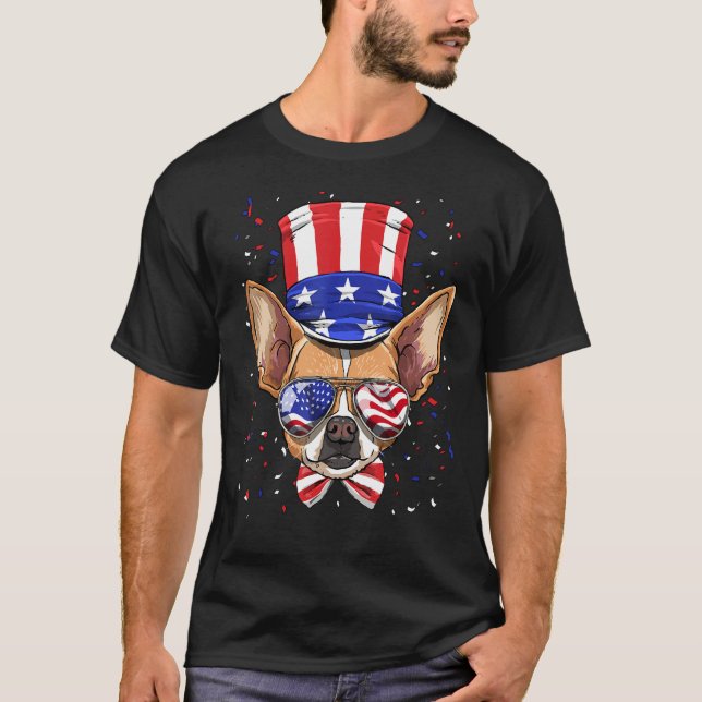 4th of July Patriotic Chihuahua American USA Flag  T Shirt (Framsida)