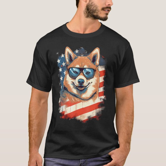 4th Of July US Flag Akita Dog 2 T Shirt (Framsida)